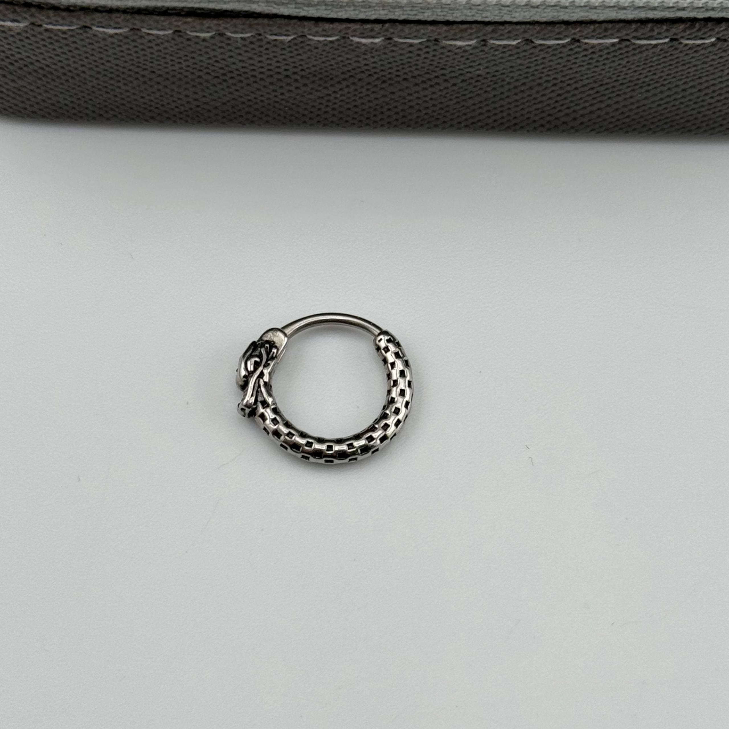 پیرسینگ حلقه ای گوش کد 2056 — تصویر ۲