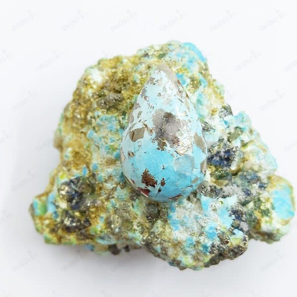 نگین فیروزه اشکی کرمان پیریت دار 05 — تصویر ۴
