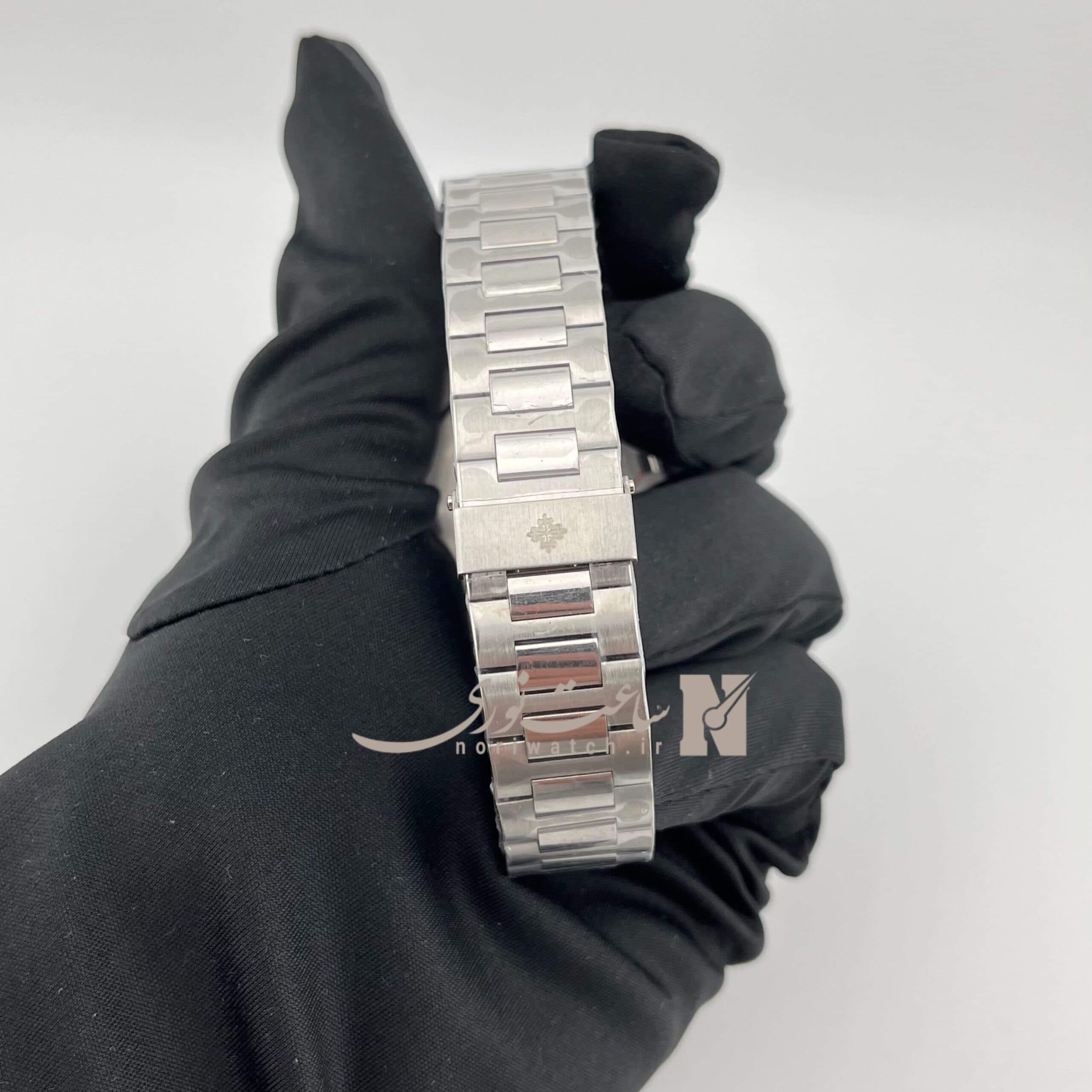 ساعت پتک فلیپ ناتیلوس مردانه Patek Philippe Natuilus — تصویر ۴