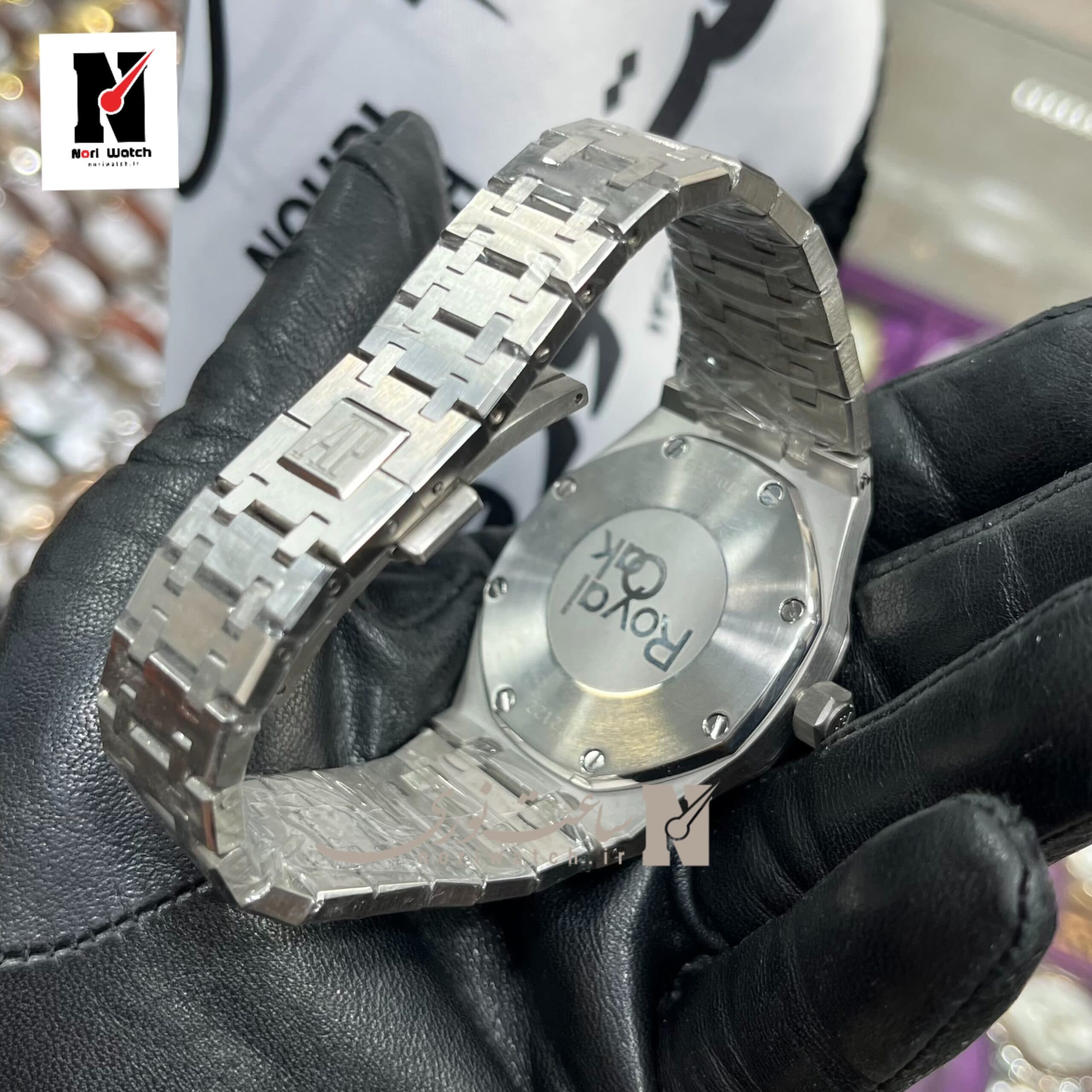 ساعت مچی مردانه اودمار پیگه سه موتوره کرنوگرافROYAL OAK — تصویر ۲