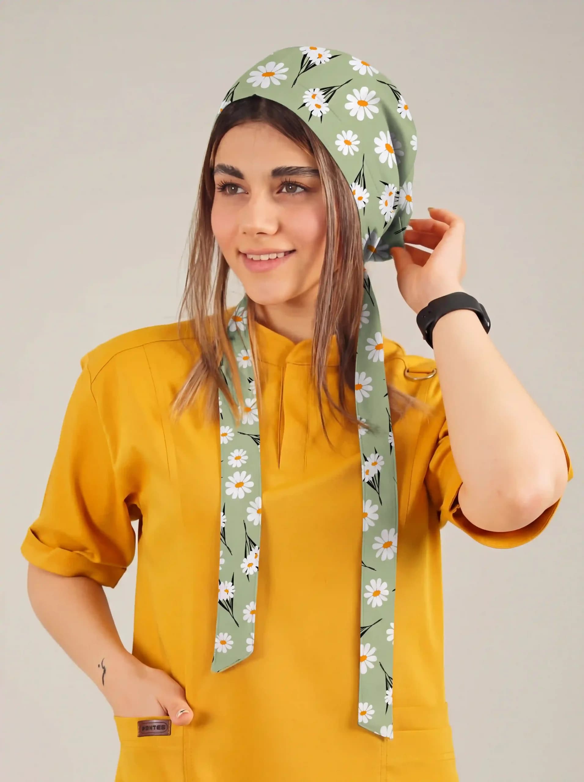 کلاه جراحی کراواتی طرح دار زمینه سبز کد A23