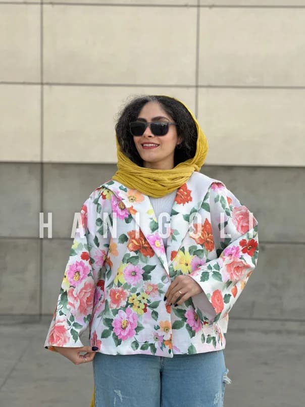 کت پاییزی زنانه مدل کاملیا طرح گلدار سفید | برند حانی گلی | فری سایز قابل شخصی‌سازی — تصویر ۲