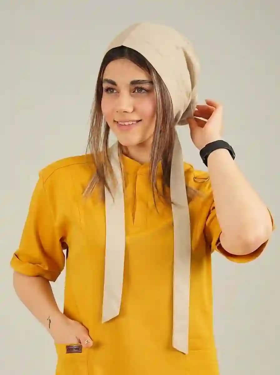 کلاه جراحی کراواتی کرمی طرح ساده کد KH30