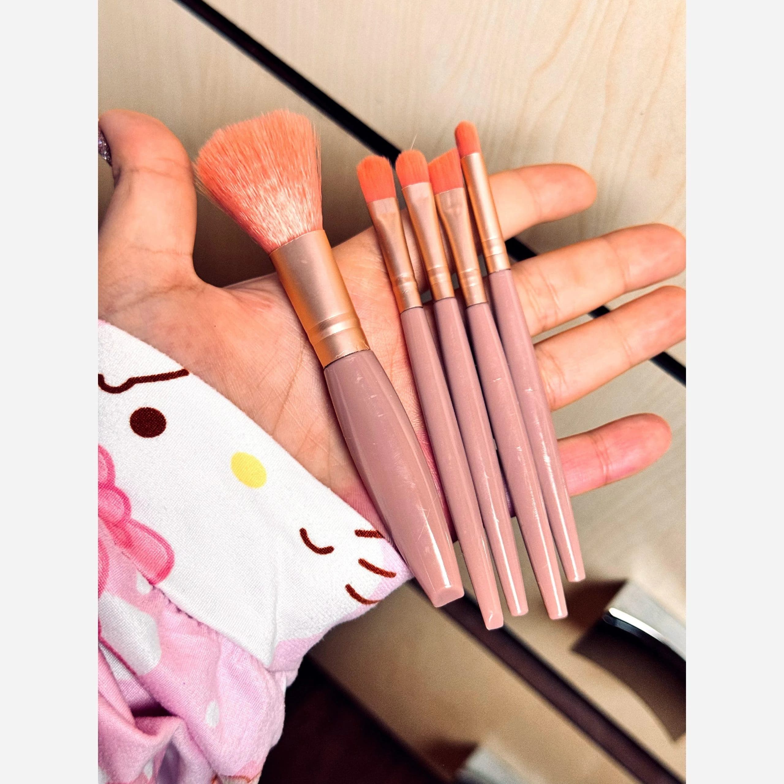 ست براش 5 تکه آینده دار مسافرتی — تصویر ۴