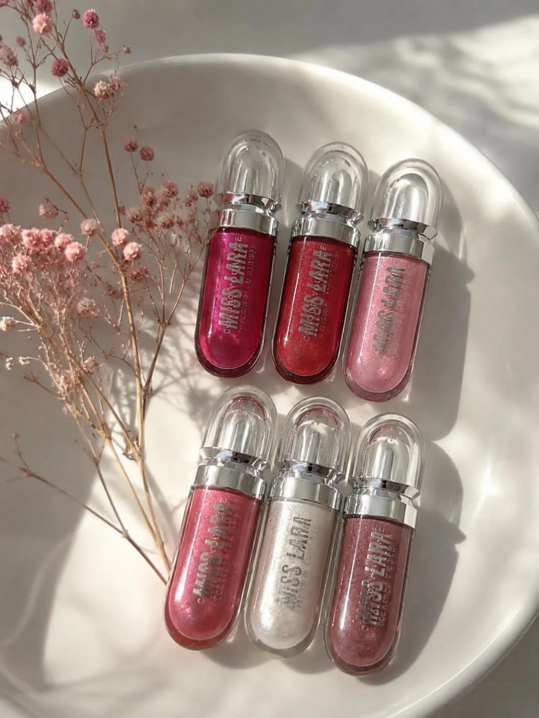 لیپ گلاس شاین میس لارا (Miss Lara Shine Lip Gloss)