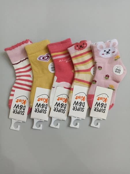 جوراب بچه گانه دخترانه با کیفیت 1 تا 8 سال