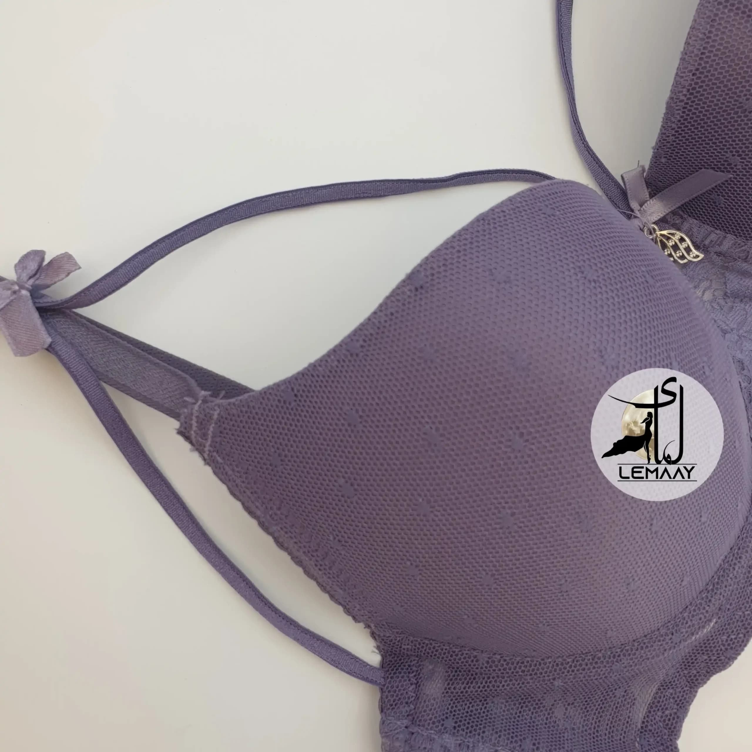 ست شورت و سوتین اسفنجی دانتل فنر دار کاپ B — تصویر ۳