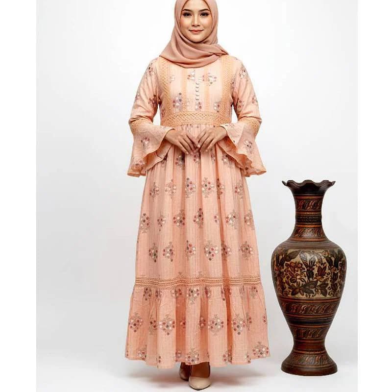 استایل لاکچری ومزونی باپیراهن ساحلی طلاکوب اورجینال وارداتی/کد2893 — تصویر ۲