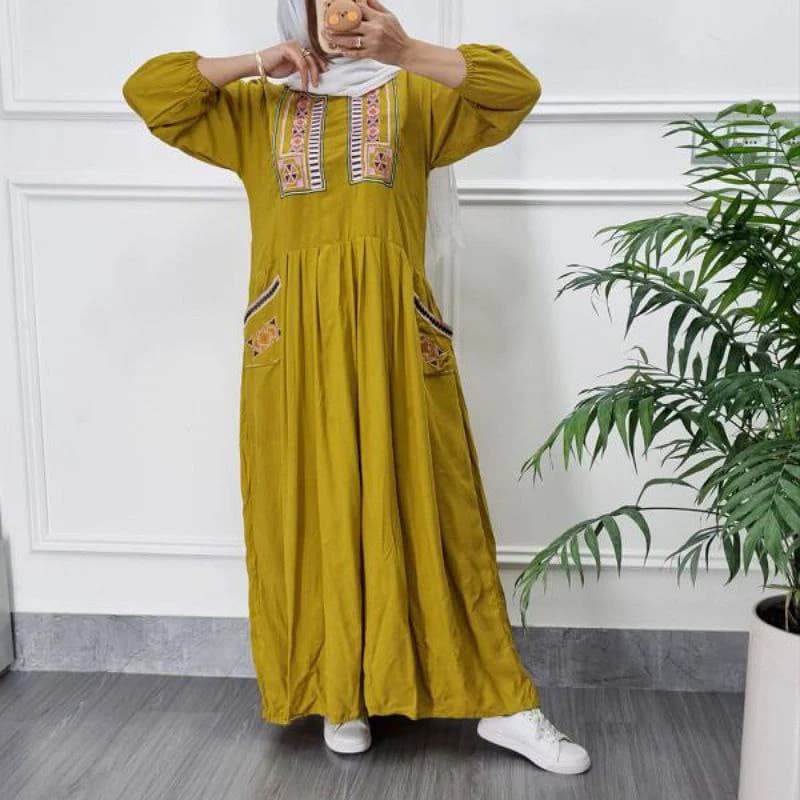 استایل لاکچری باپیراهن ساحلی نخی گلدوزی/کد2827 — تصویر ۳