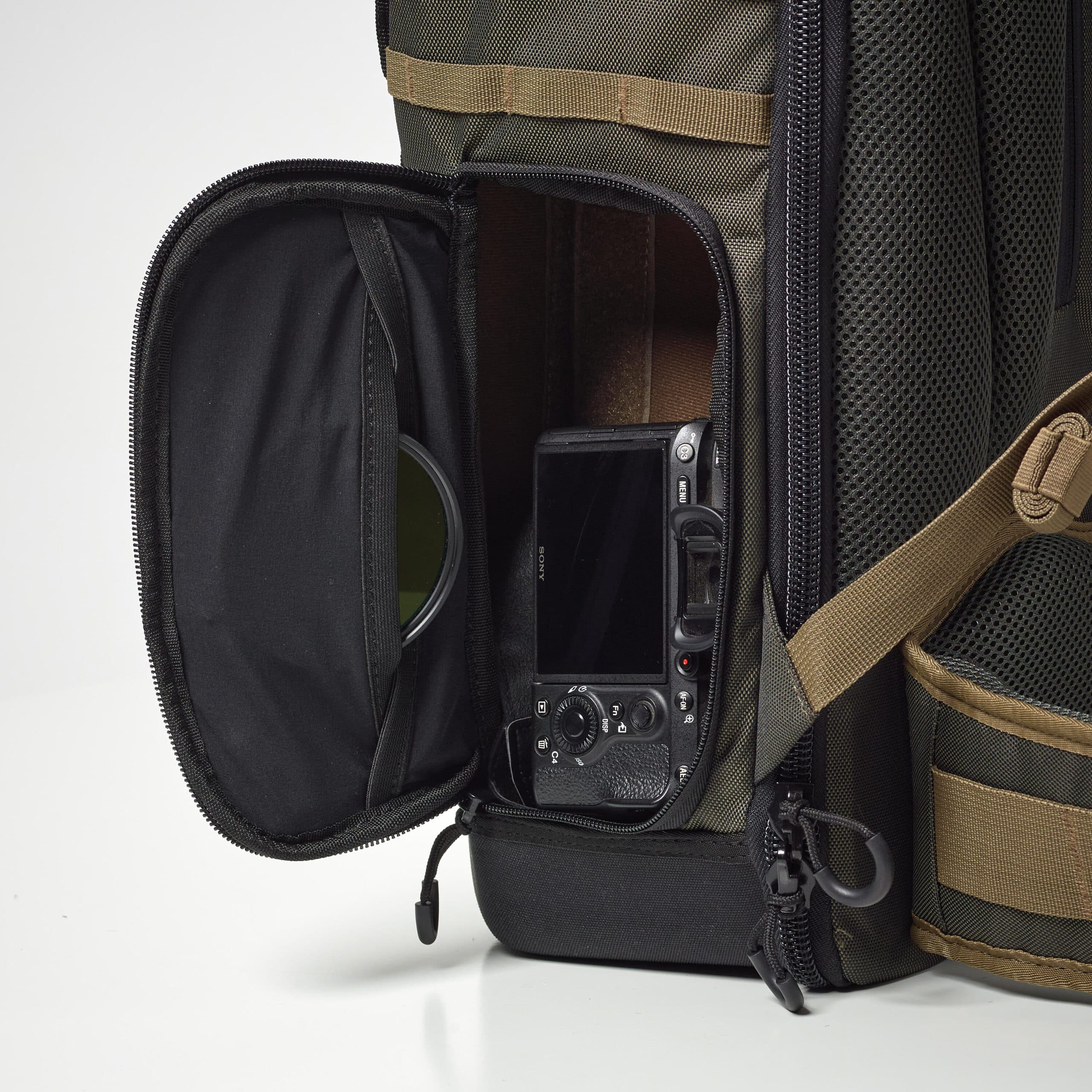 کوله پشتی دوربین DSLR سولوگناک – 900 — تصویر ۷