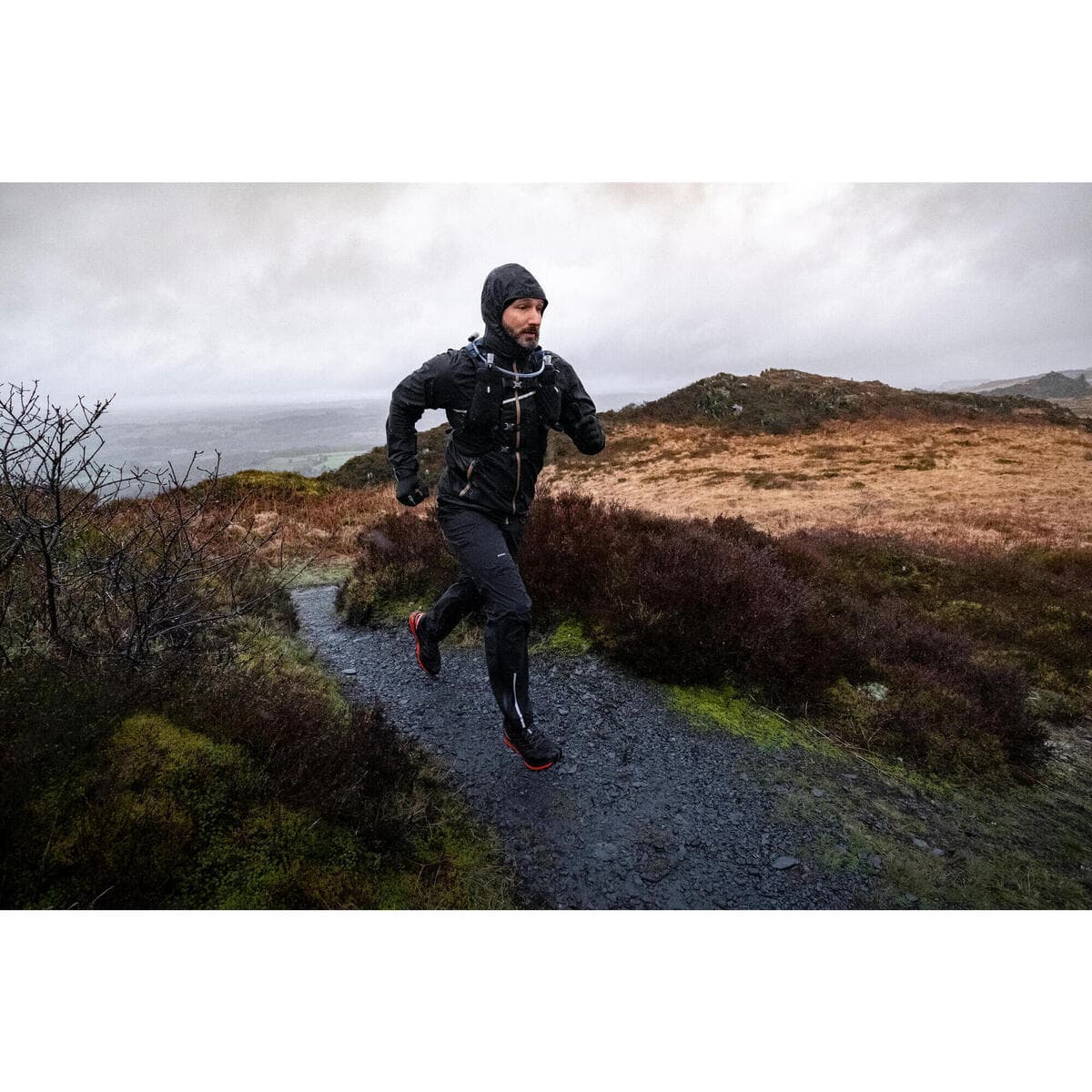 کاپشن مردانه ضد آب رانینگ کیپران – Running/Trail Running – مشکی – Kiprun Run 500 Rain — تصویر ۸