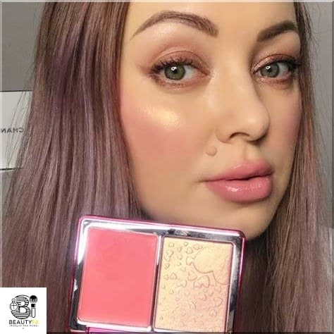 پالت هایلایتر و رژگونه ناتاشا دنونا — تصویر ۳