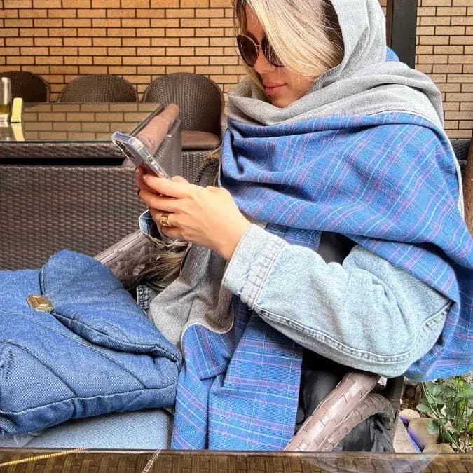 شال مزونی طوسی برند موناسا S30 — تصویر ۳