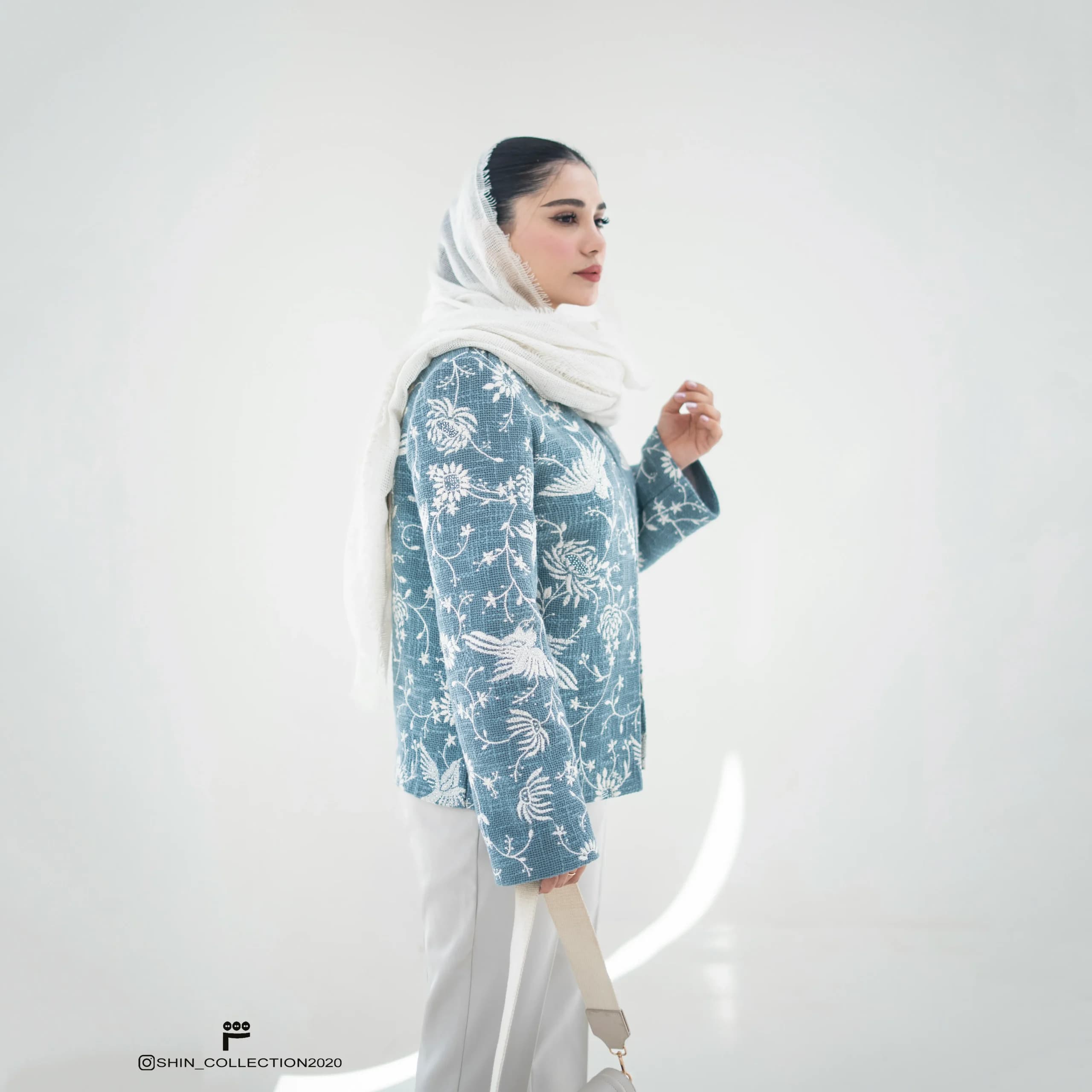 کت حریر — تصویر ۳