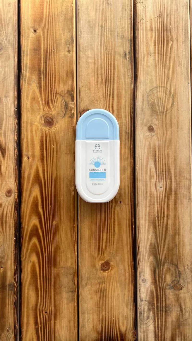 کرم ضدآفتاب بی رنگ استلین Ultra Light حجم 100 گرم — تصویر ۳