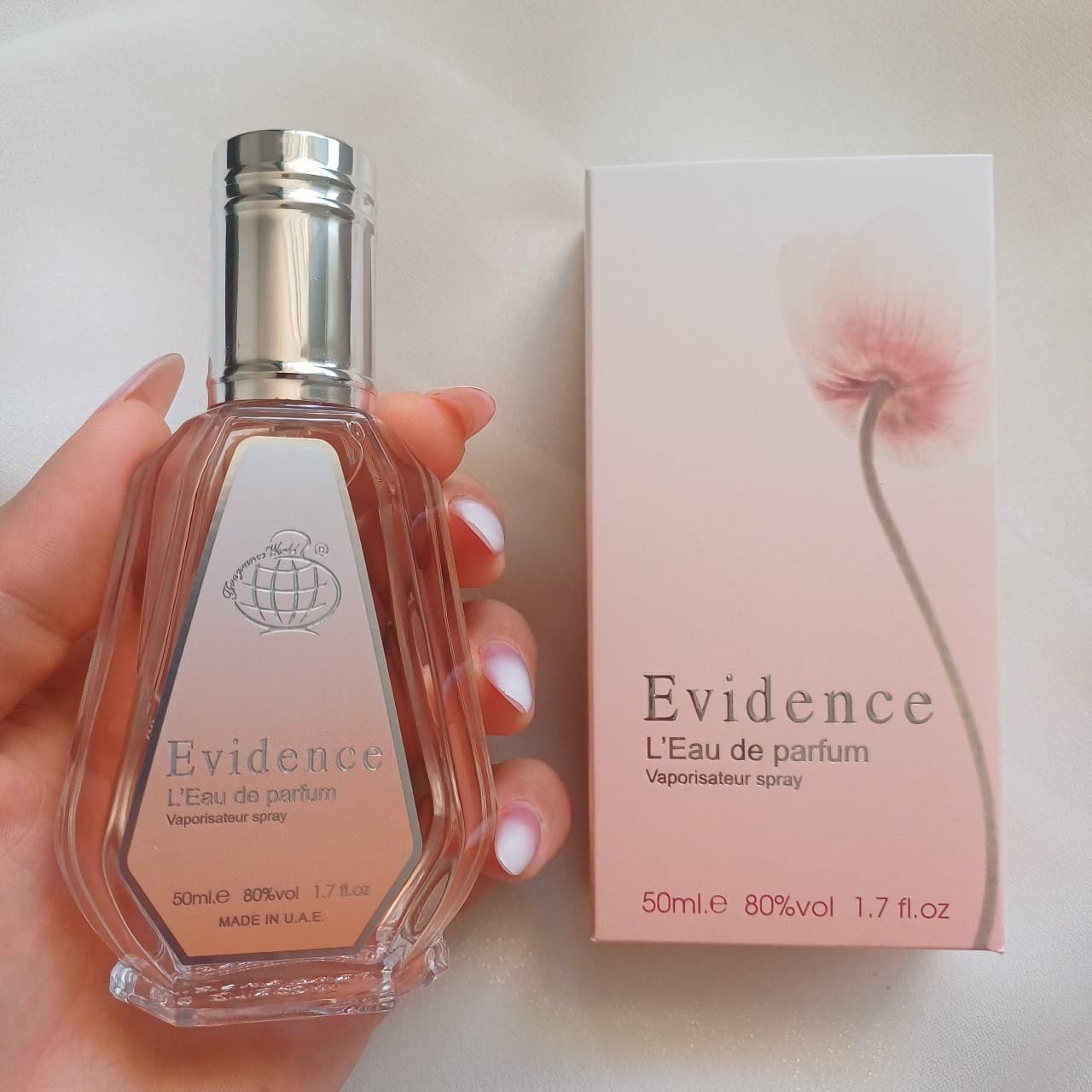عطر ادکلن زنانه ایوروشه اویدنس اینتنسو فراگرنس ورد — تصویر ۴