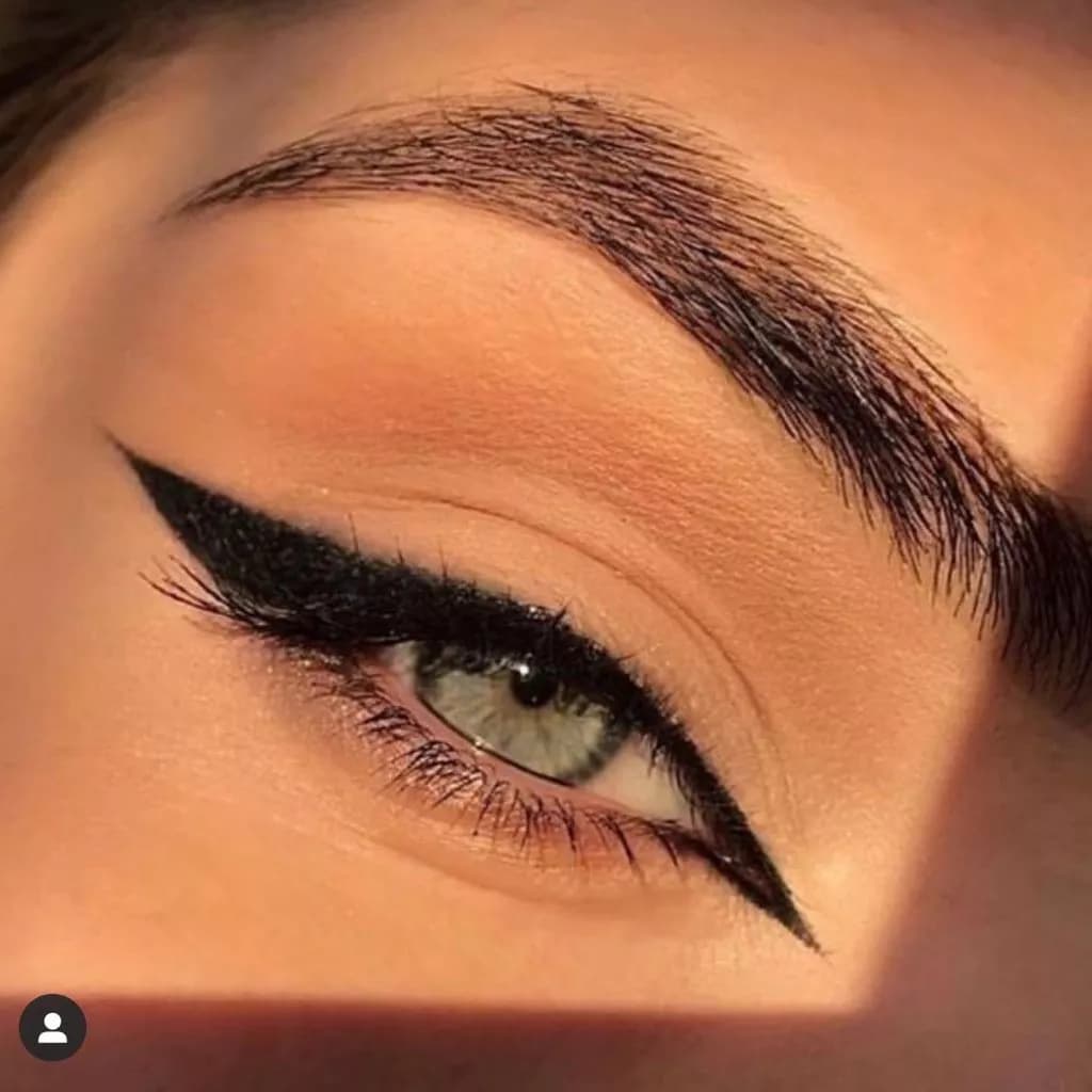 مداد چشم آنتی آلرژی ضد حساسیت یورن — تصویر ۵