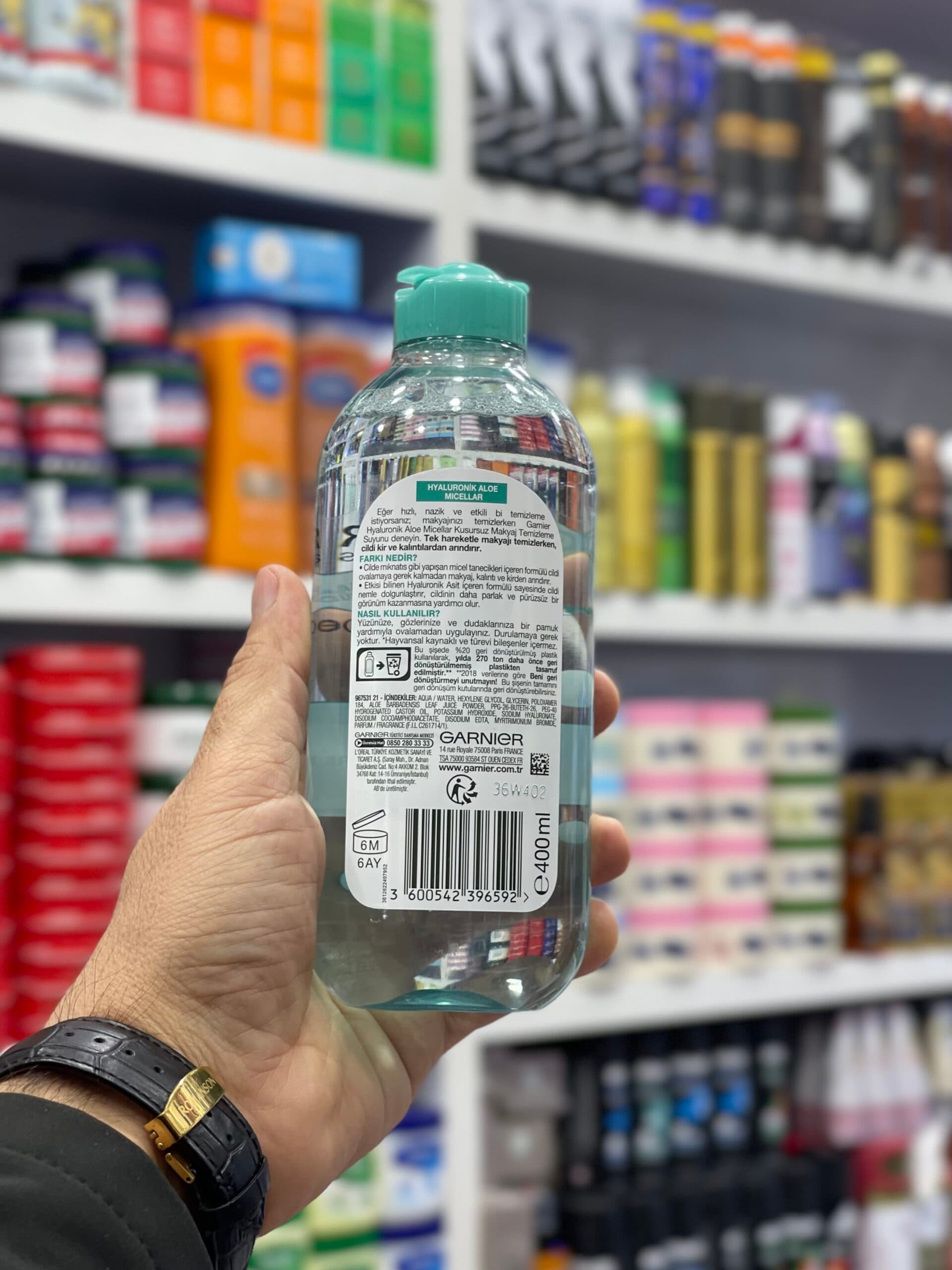 میسلار واتر آلوئه ورا گارنیر مناسب انواع پوست بخصوص پوست های خشک و حساس — تصویر ۳