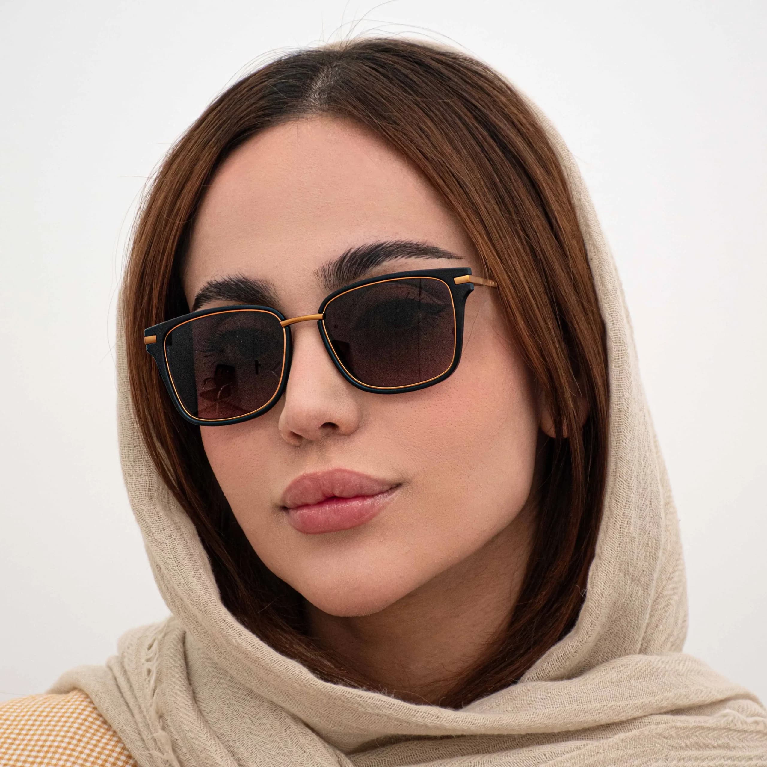 عینک آفتابی تد بیکر 1620<br><span>Ted baker 1620</span> — تصویر ۲
