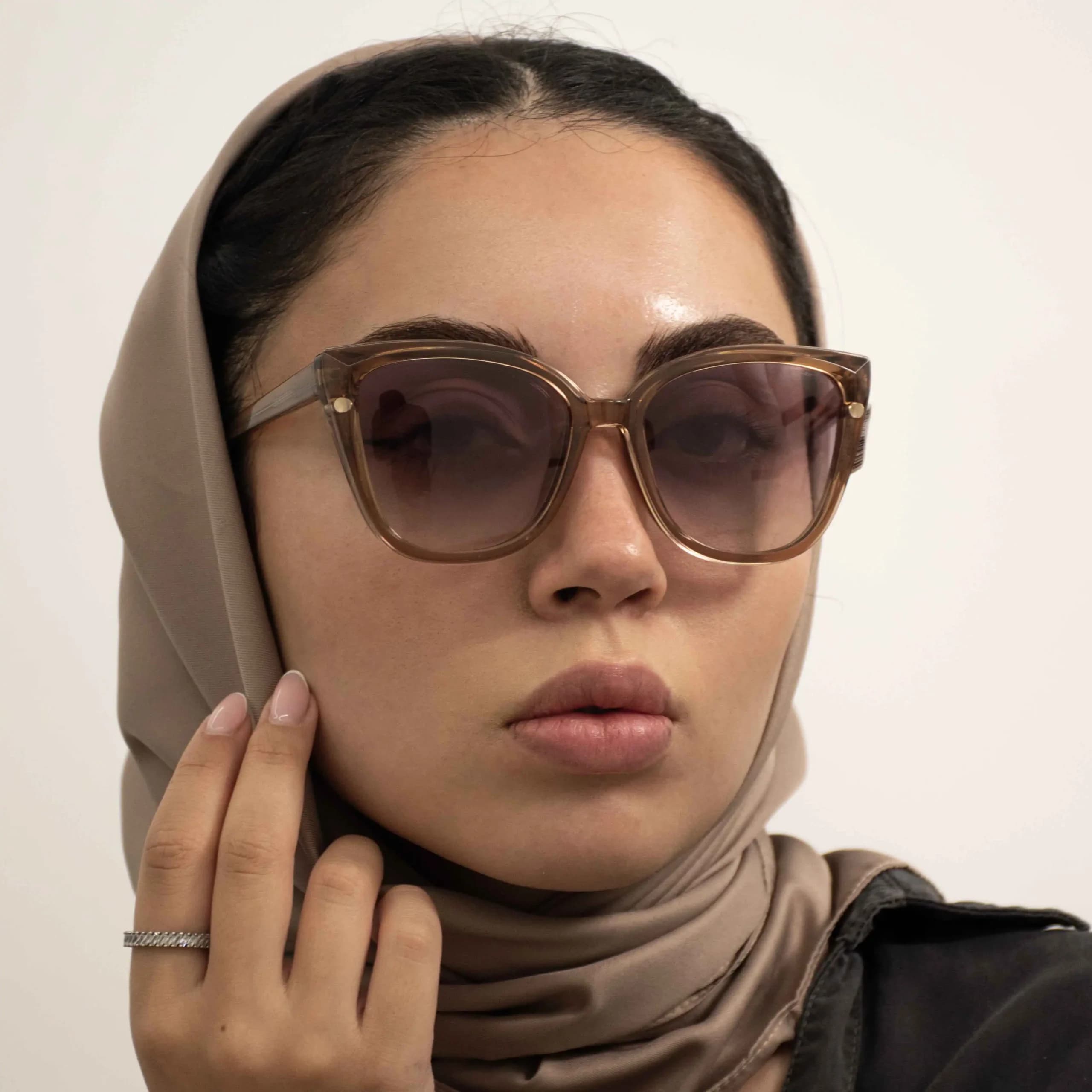 عینک آفتابی بربری 4382<br><span>Burberry BE4382</span> — تصویر ۲