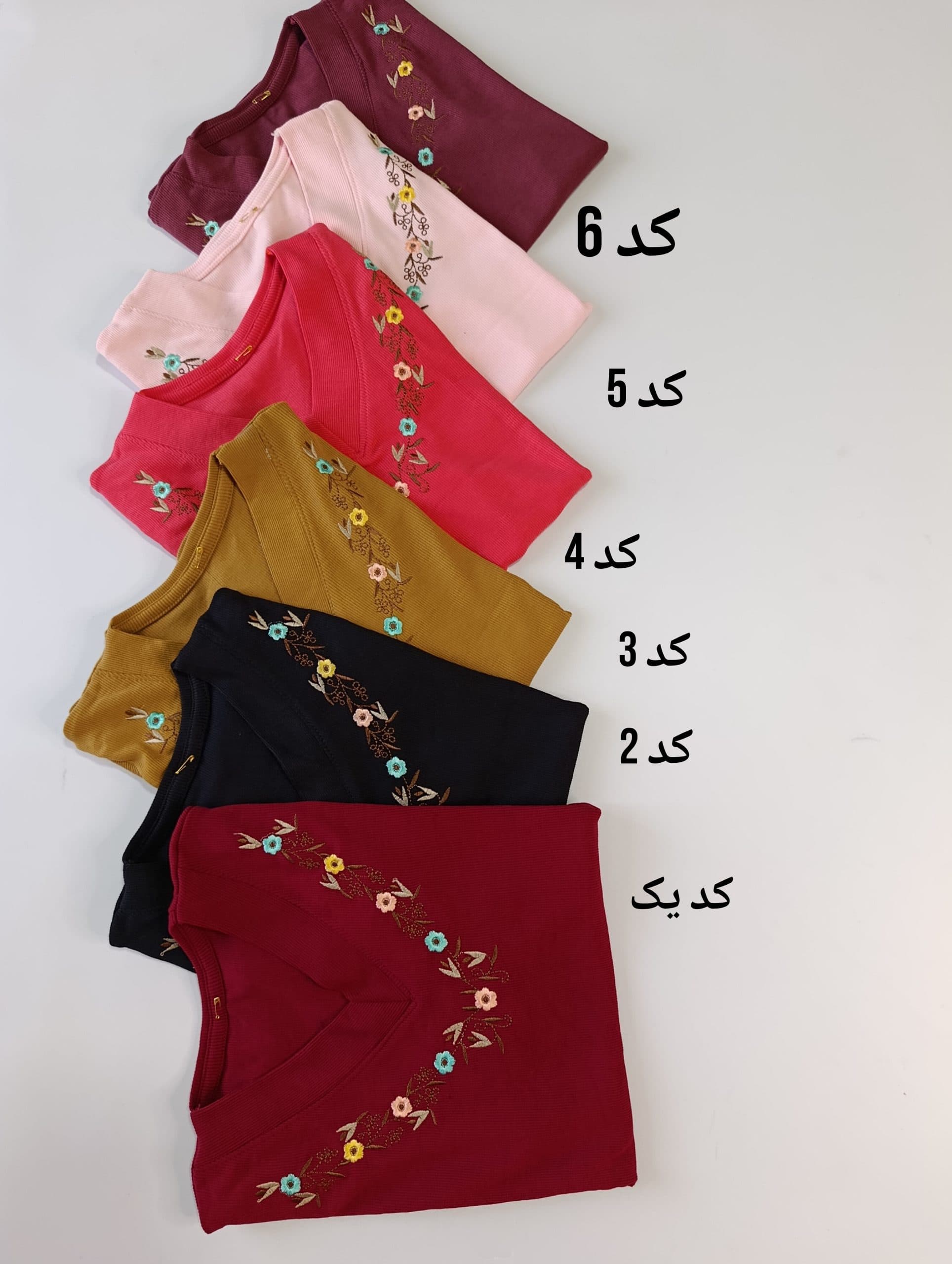 تیشرت یقه هفت گلدوزی — تصویر ۷