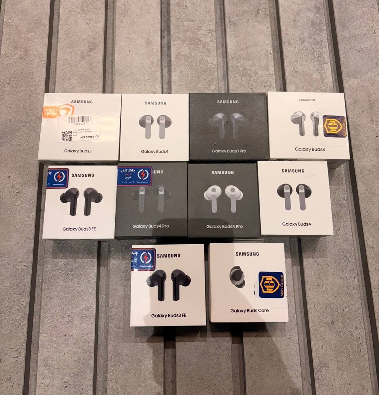 هدفون بلوتوثی سامسونگ مدل Galaxy Buds Core با گارانتی 18 ماهه — تصویر ۲