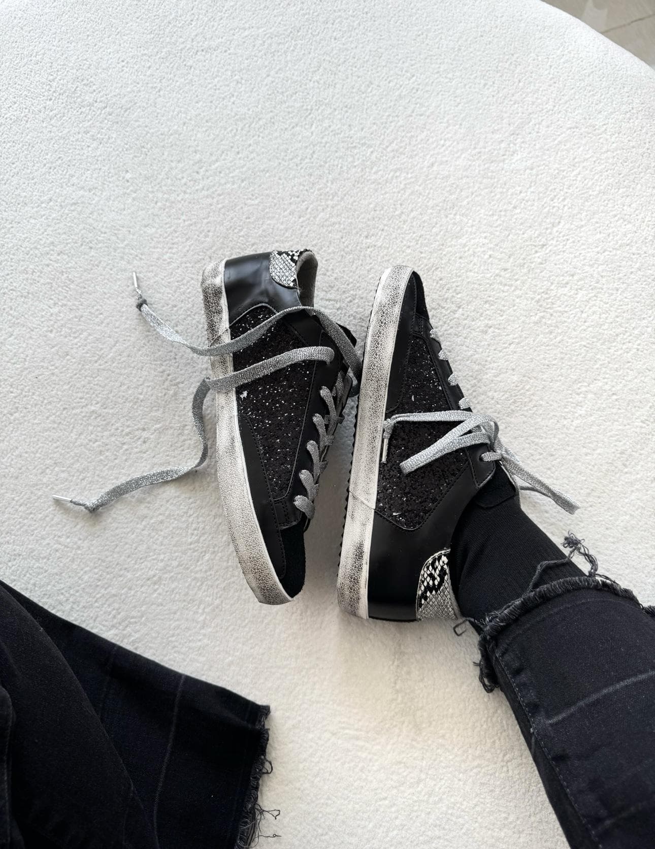 ونس مون (goldengoose) — تصویر ۴
