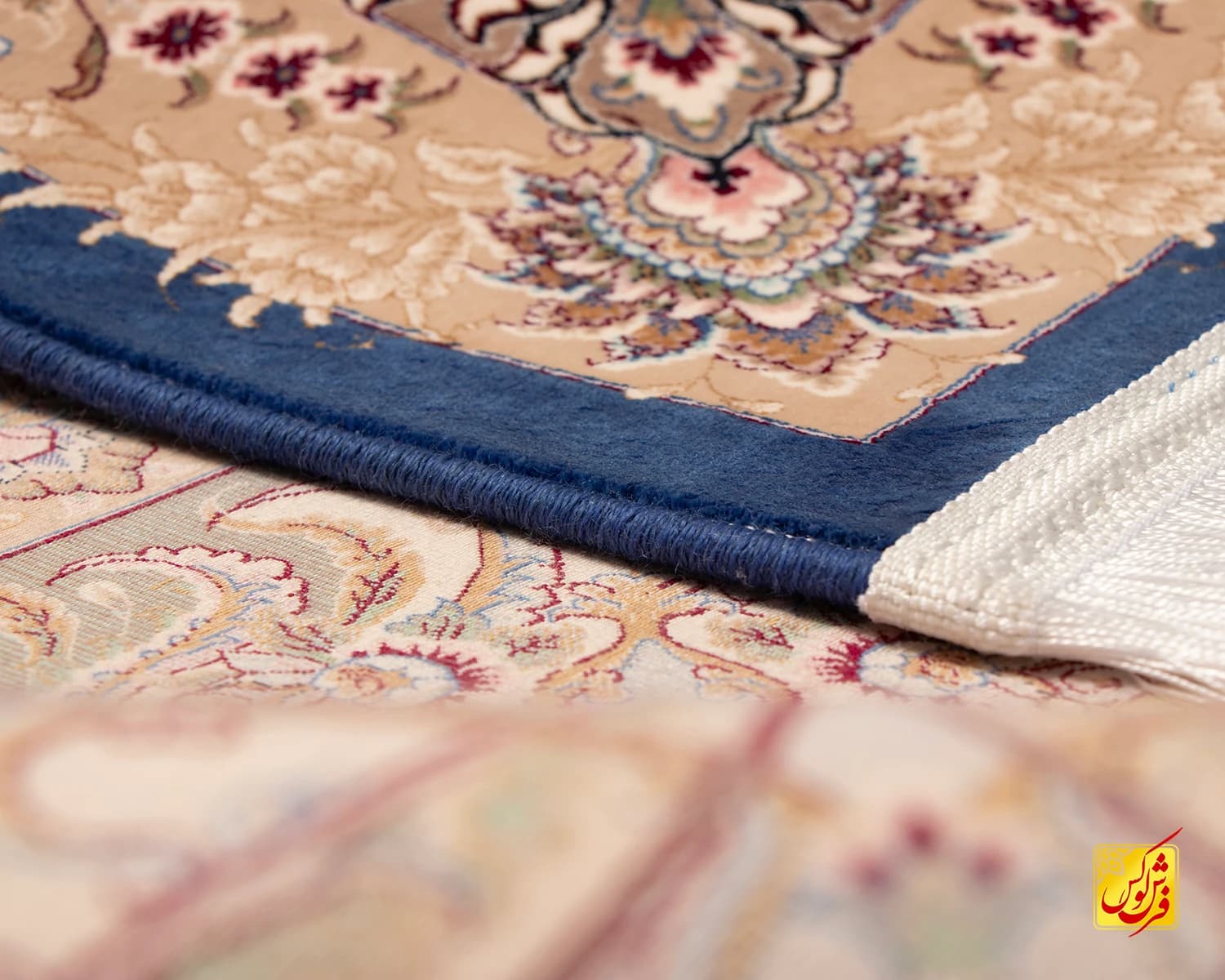 فرش کلاسیک 7555 آبی حاشیه شرابی — تصویر ۸