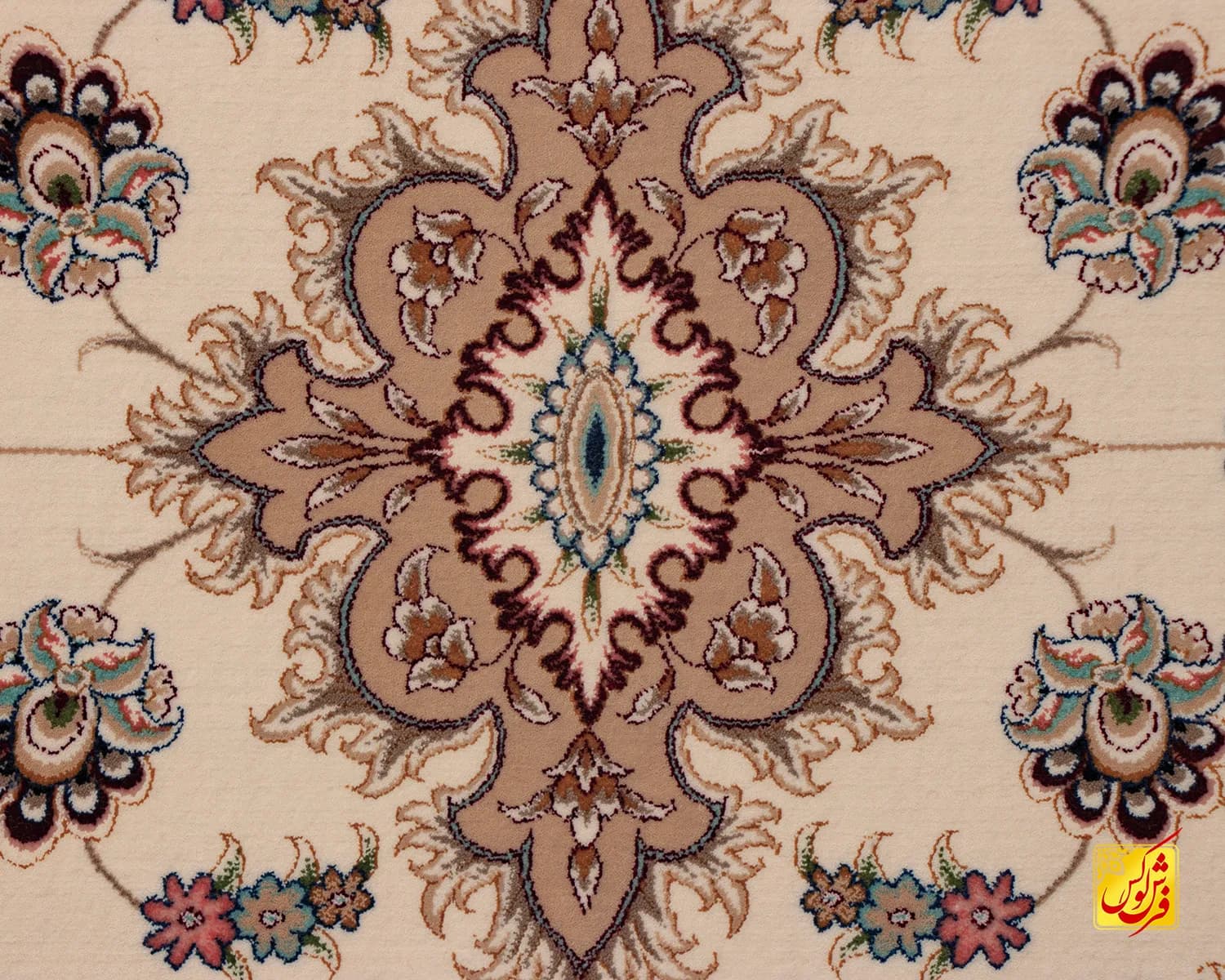 فرش کلاسیک 7502 کرم حاشیه کرم — تصویر ۳