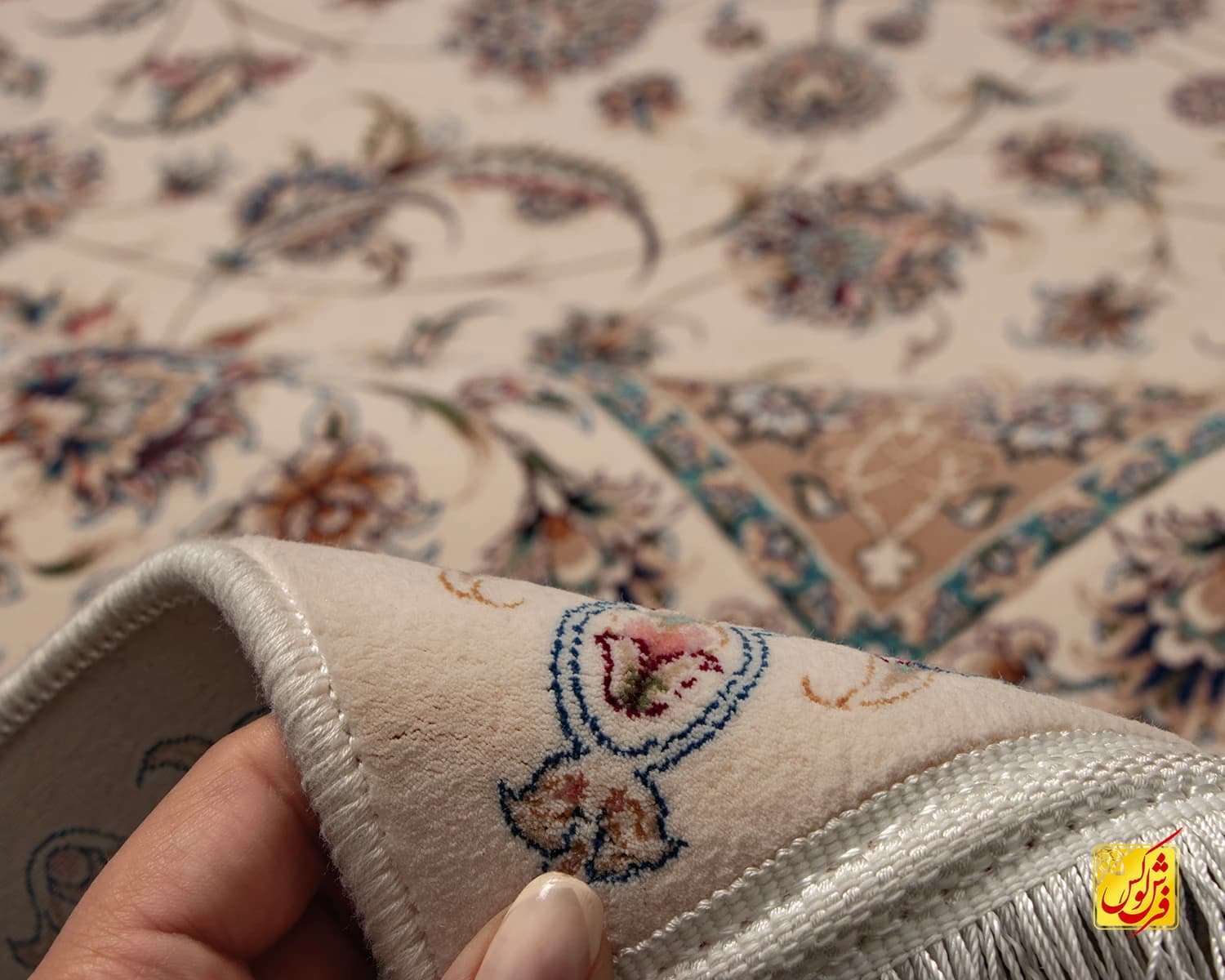 فرش کلاسیک 7502 کرم حاشیه کرم — تصویر ۷