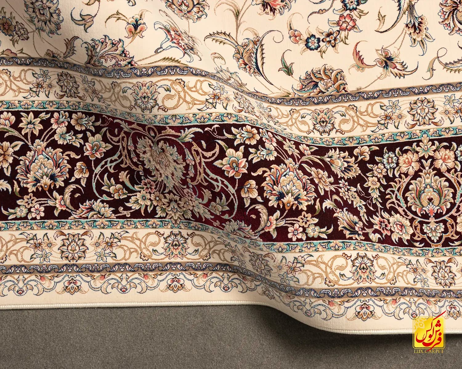 فرش کلاسیک 7502 کرم حاشیه شرابی — تصویر ۸