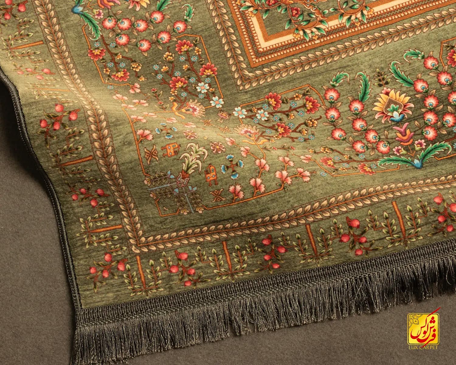 فرش ابریشم ماشینی P1143 سبز — تصویر ۶