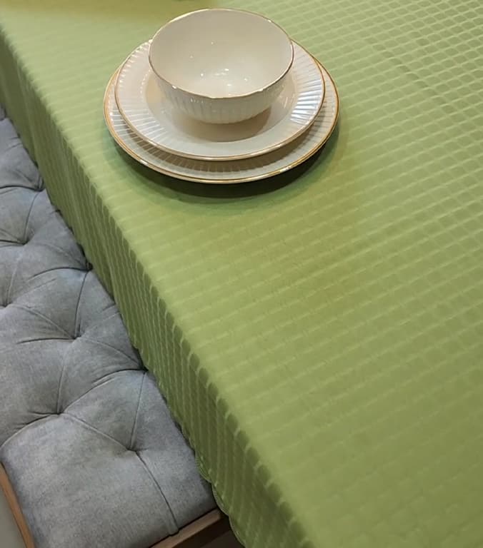 رومیزی ژاگارد مربع 100*100 طرح چهارخانه — تصویر ۳