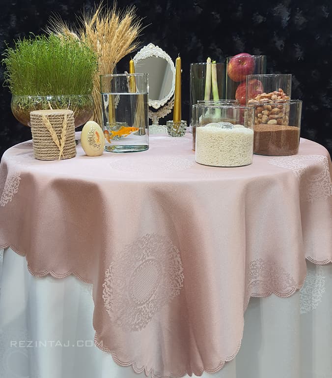رومیزی ژاگارد 4نفره مربع 150*150 طرح رومانس — تصویر ۳