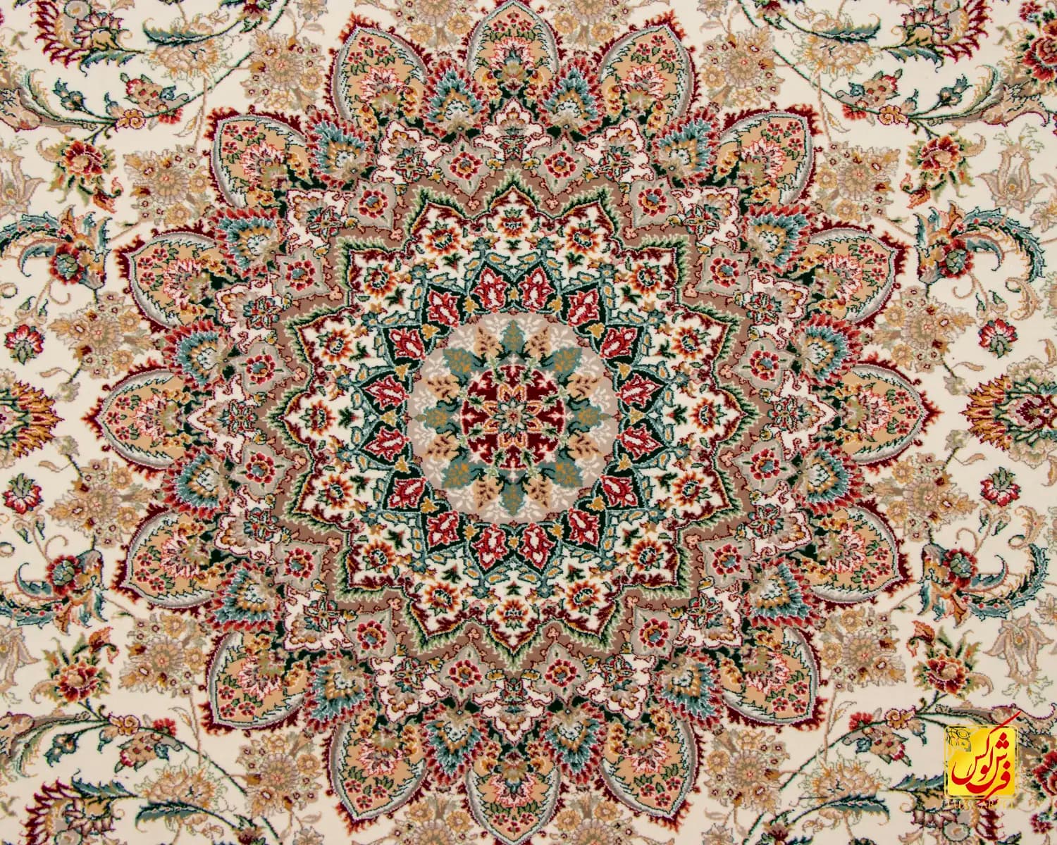 فرش کلاسیک کد 032_ رنگ 1000 کرم — تصویر ۳