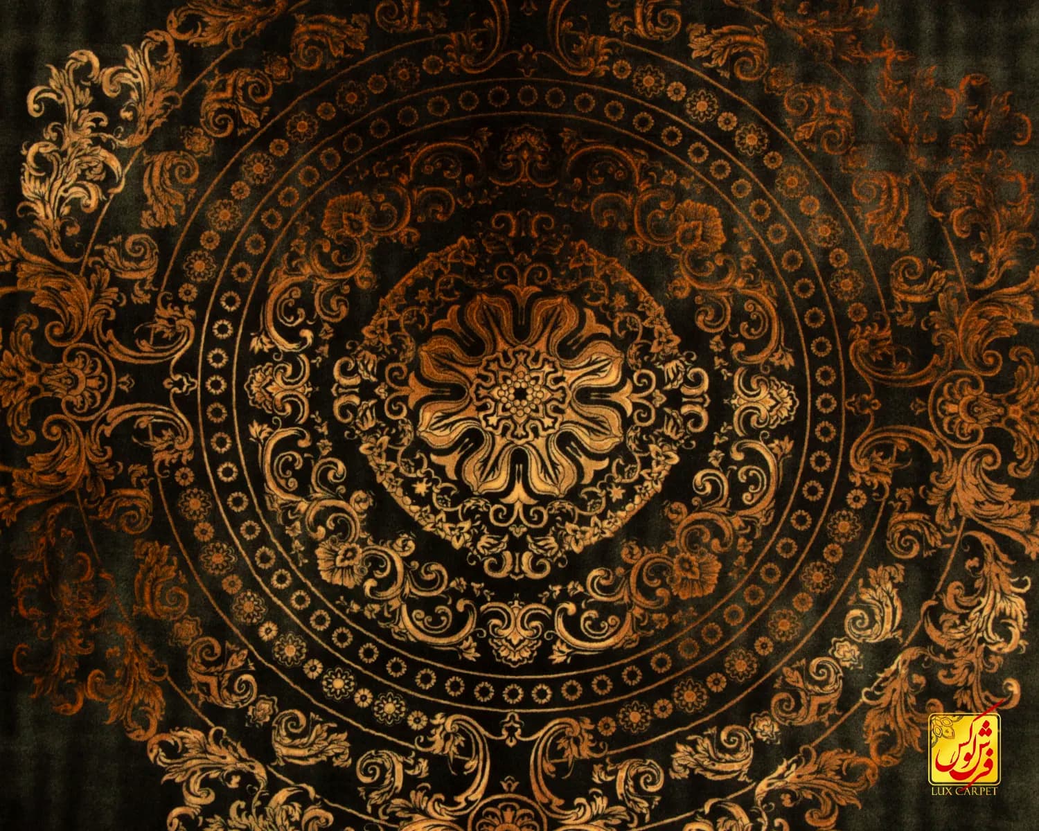 فرش ابریشم ماشینی D1060 ذغالی طلایی — تصویر ۴