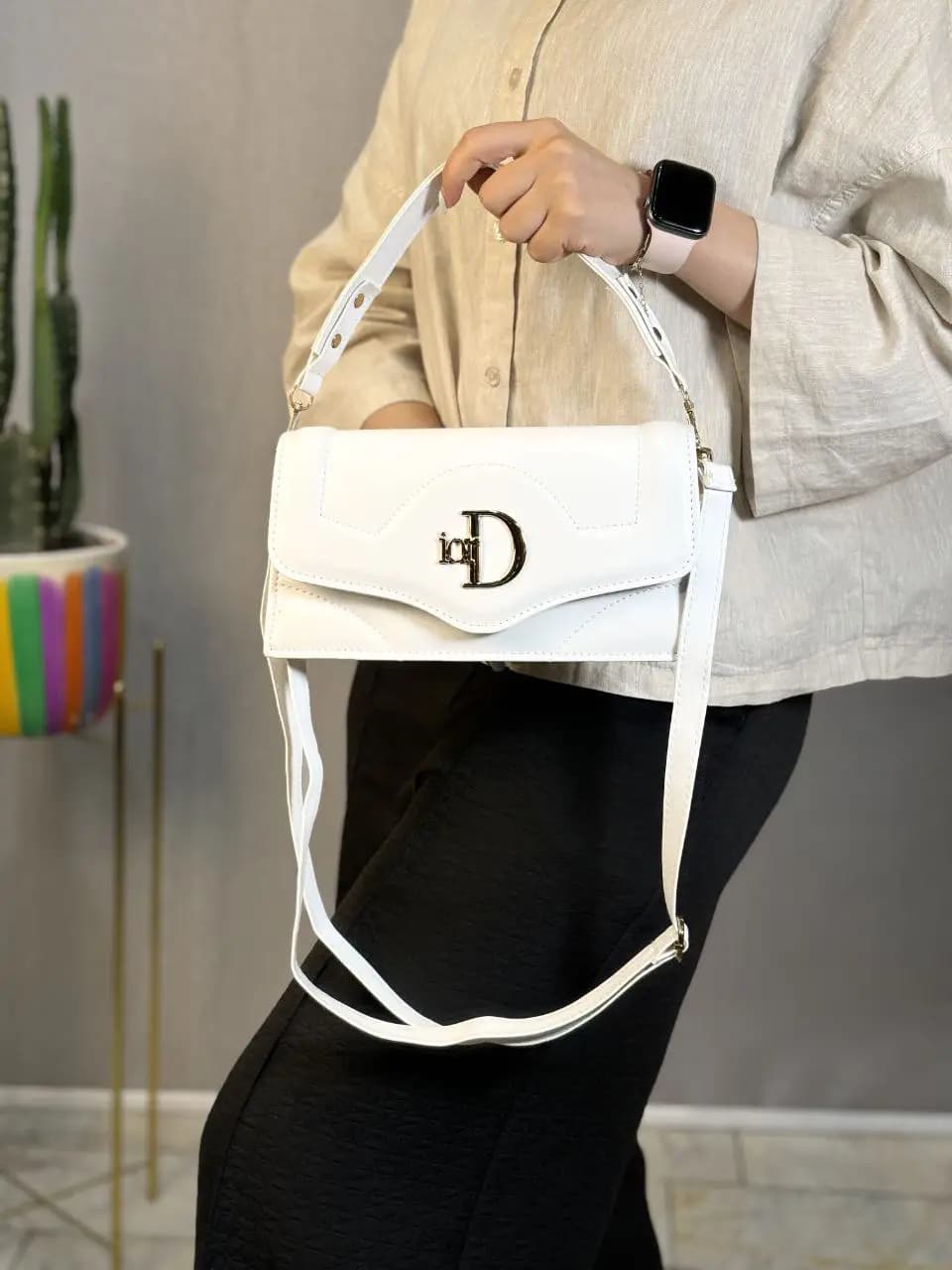 کیف پاسپورتی Dior — تصویر ۳