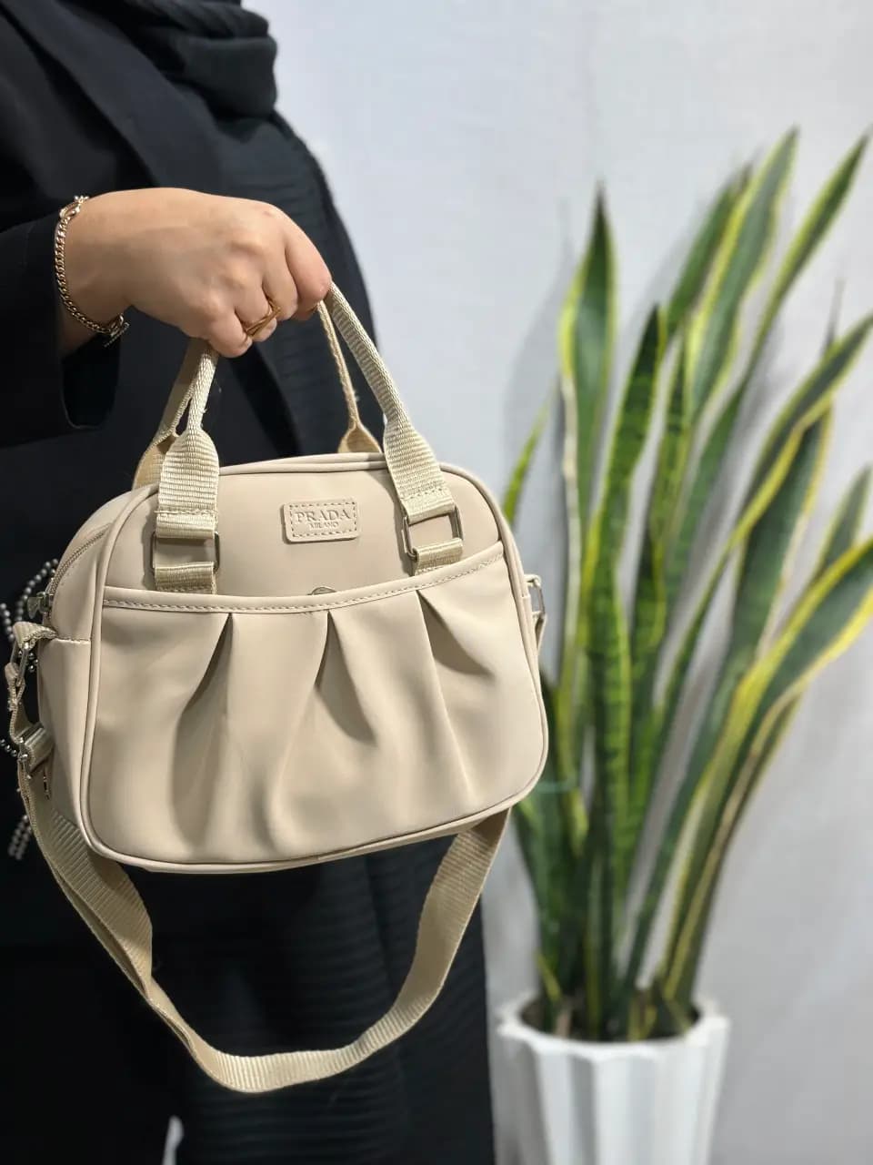 کیف دوشی prada — تصویر ۷