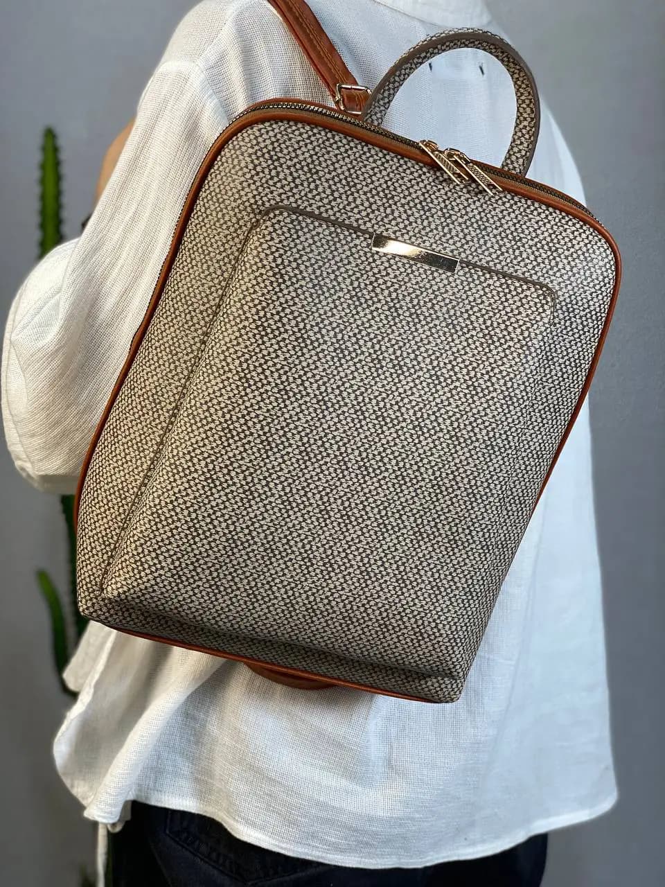 کوله پشتی دانشجویی — تصویر ۴