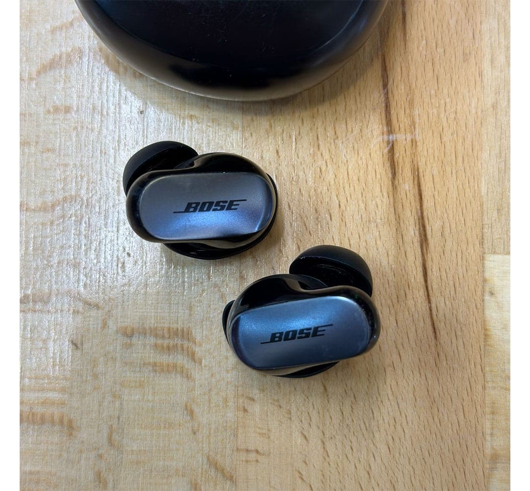 هدفون بی سیم بوز دست دوم مدل Bose QuietComfort Ultra Earbuds مشکی — تصویر ۲