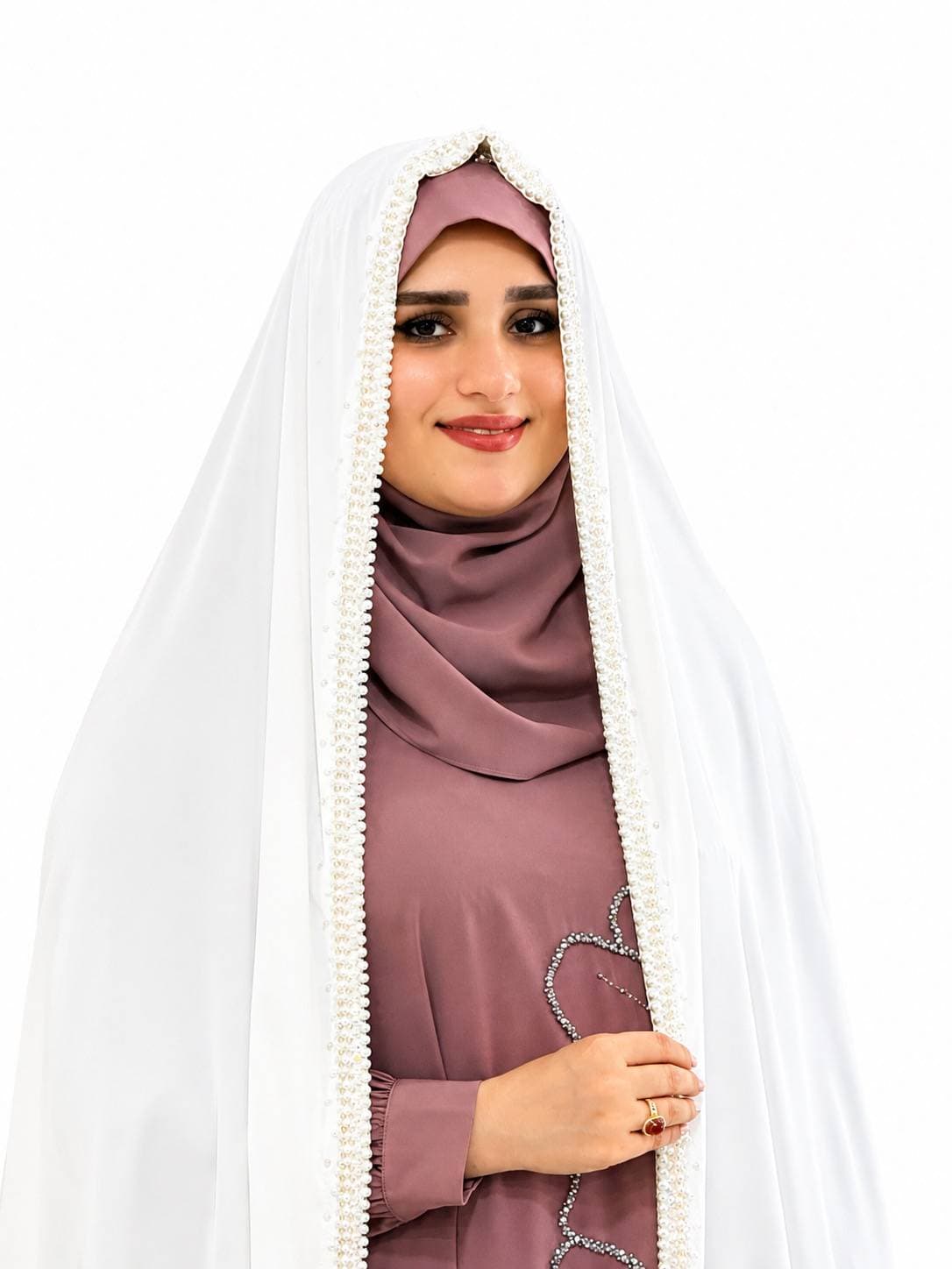 چادر دلارا سفید — تصویر ۲