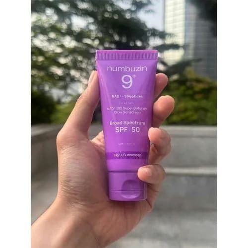 اسنس ضد آفتاب شماره 9 نامبوزین ضد چروک و جوانساز پوست Numbuzin No.9 NAD Peptides Dewy Sun Essence — تصویر ۲