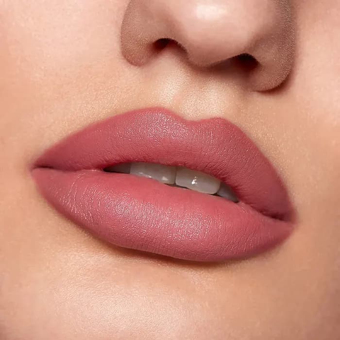 خط لب و رژ لب دو سر شیگلم رنگ Cherry Fudge — تصویر ۵