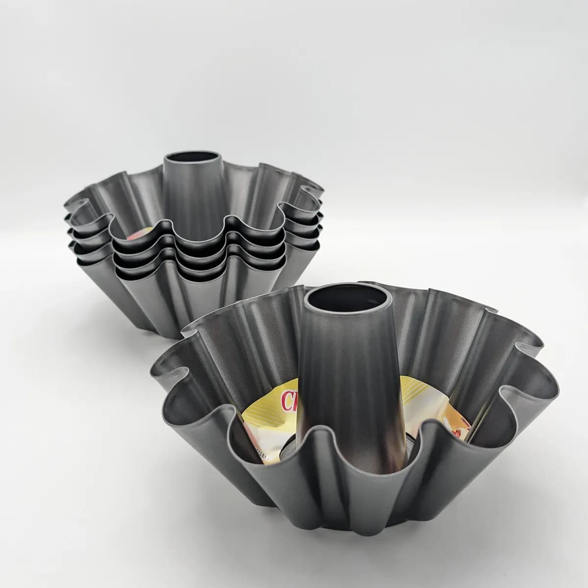 قالب کیک کوگلوف فلوت‌دار مشکی نچسب مدل Cake Mold