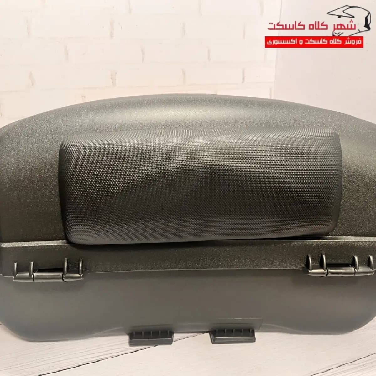 باکس موتور سیکلت بزرگ MA2 کدM65 همراه با پشتی تکیه گاه — تصویر ۴