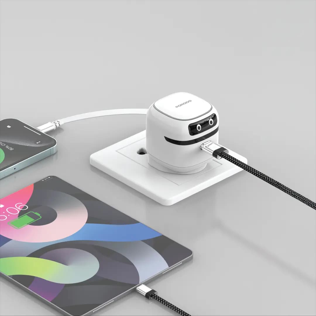 شارژر دیواری پرودو مدل Porodo Ayuon Mini Travel Charger PD 65W | شارژر 65 وات با کابل Type-C جمع‌شونده — تصویر ۴