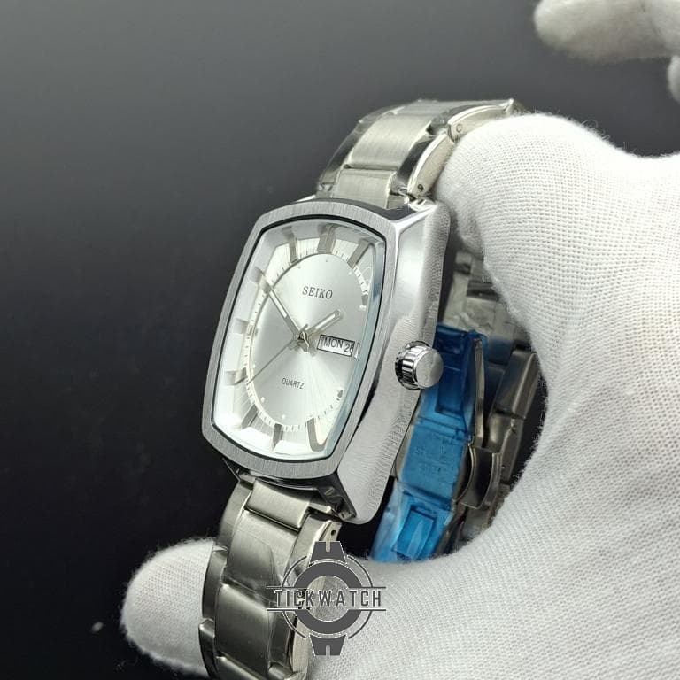 ساعت مردانه سیکو پرستیژ دو تقویم صفحه سفید تمام استیل SEIKO — تصویر ۳