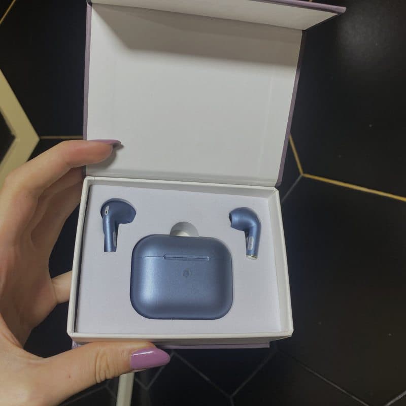 هدفون بی‌سیم Y42 ایرباد بلوتوث ۵.3 با قاب شارژ، (آبی) — تصویر ۴