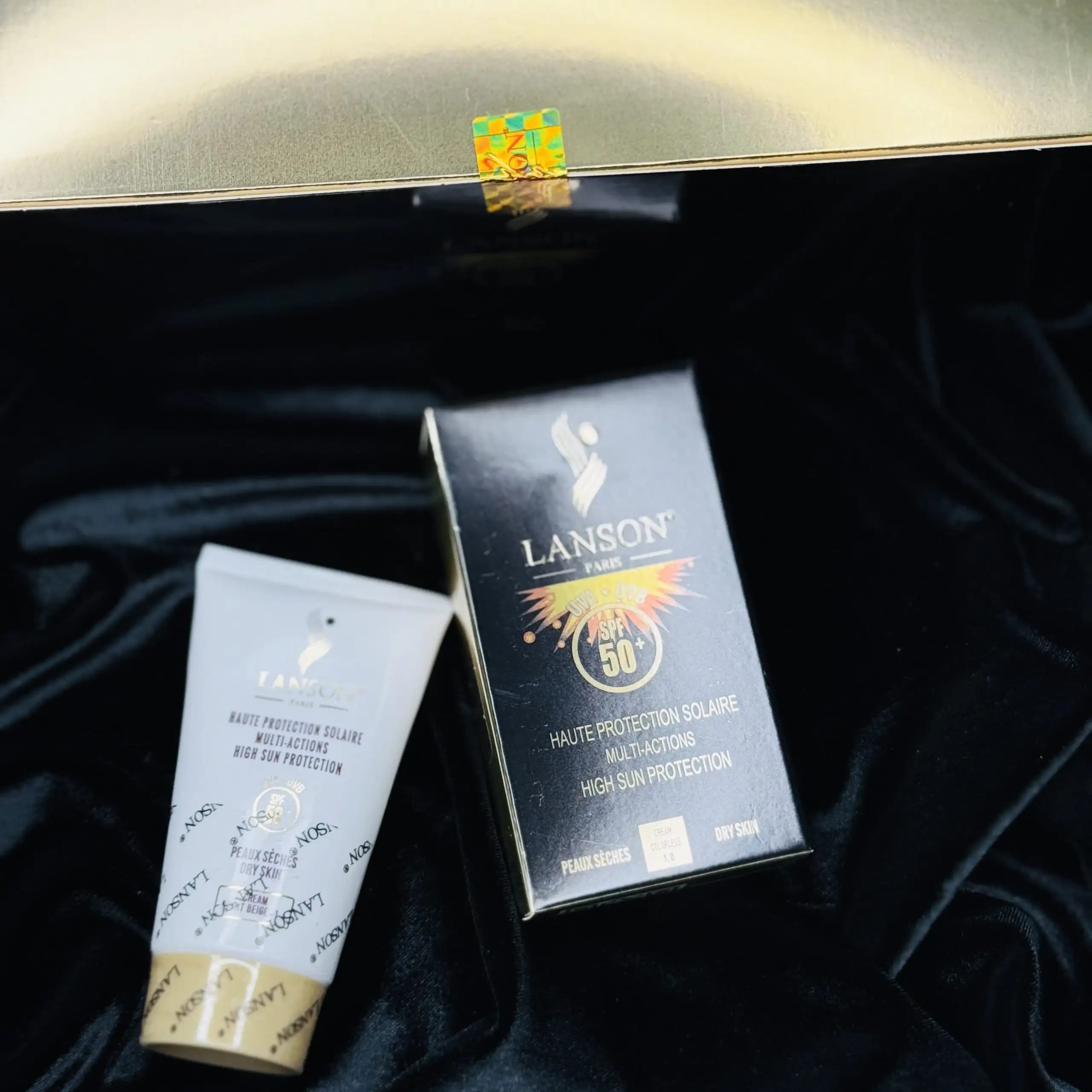 کرم ضد آفتاب لانسن (Lanson Paris) SPF50+ مخصوص انواع پوست بسته 12 عددی — تصویر ۳