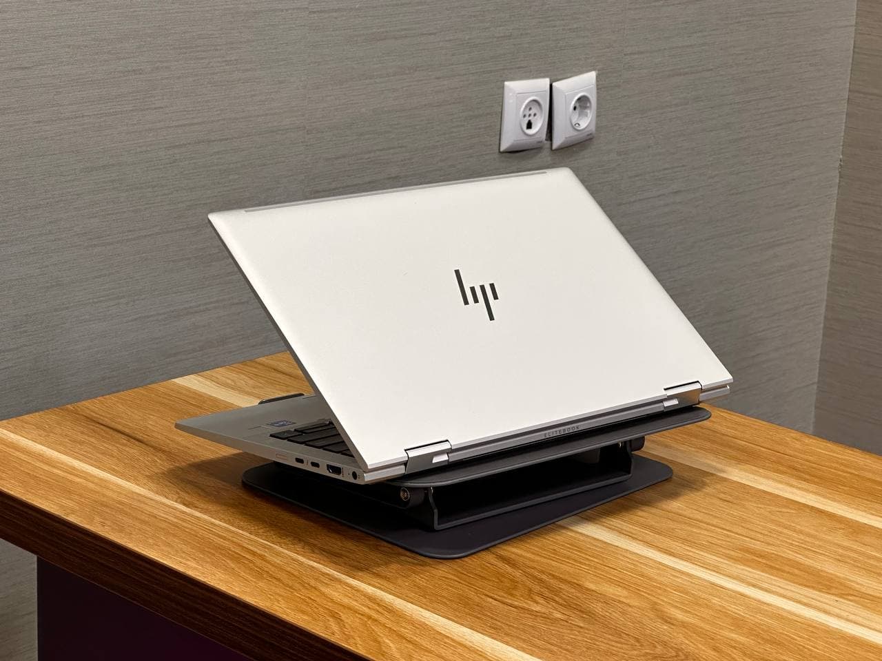 اچ پی الیت بوک 830 جی 7 – HP ELITEBOOK 830 G7 i5-10310U 8GB 256GB INTEL — تصویر ۶